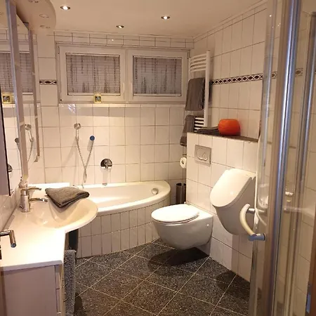 Haus Luise Weber Guest house *