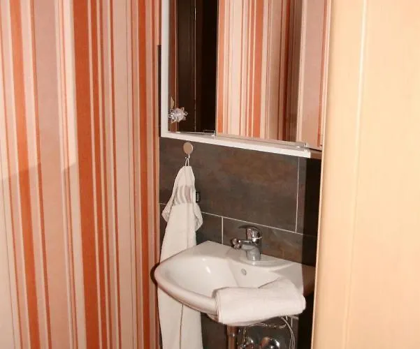 Haus Luise Weber 3* Hilders